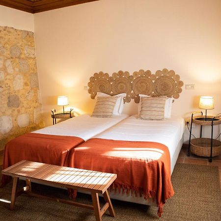 O Pombal Bed & Breakfast อัลกาเนนา ภายนอก รูปภาพ
