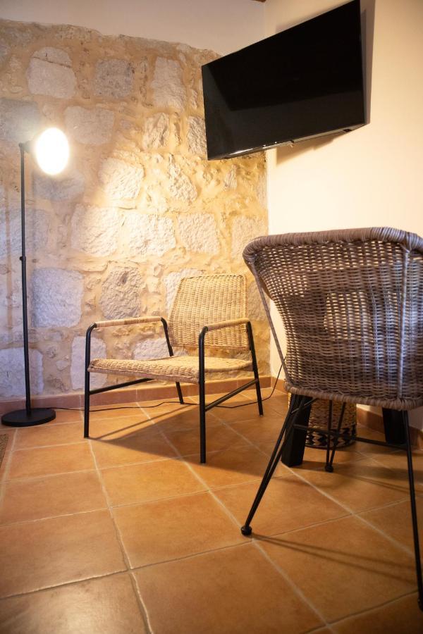 O Pombal Bed & Breakfast อัลกาเนนา ภายนอก รูปภาพ