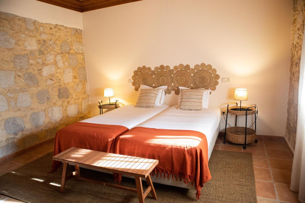 O Pombal Bed & Breakfast อัลกาเนนา ภายนอก รูปภาพ